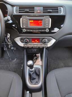 KIA Rio 1.2 D-CVVT UEFA EURO 2016TM Edition - 9