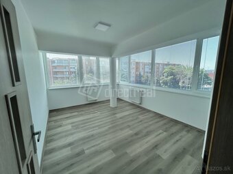 Predaj - 2-izb. - Moderný priestranný 2izbbyt… - 9