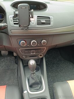 Renault Megane Coupe 1.6 - 9