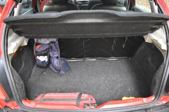 Peugeot 206 1.4 - 9