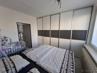 Na predaj prerobený (3i) 3 izbový byt Senica blízko centra. - 9