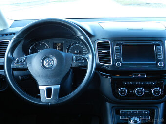 VW Sharan 2.0 TDI Highline 4MOTION 7miest Panorama Webasto - 9