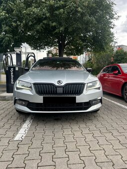 Škoda Superb 2.0 TSI 4x4 Sportline - 9