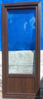 Predám balkonove dvere 97x235 ,80x231 biela farba . 91 x 220 - 9