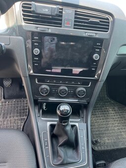 Volkswagen Golf Variant 1.6 TDI BMT 115k Edition POJAZDNE - 9