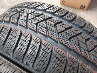 235/55 R19 - nové zimné Pirelli - 9