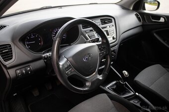 Hyundai i20 1.1 Black - 9