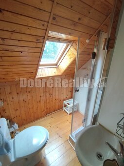Viacgeneračný priestranný dom po kompletnej rekonštrukcii , - 9