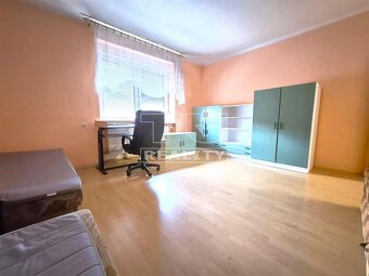 Znížená cena. Exkluzívne na predaj rodinný dom v... - 9