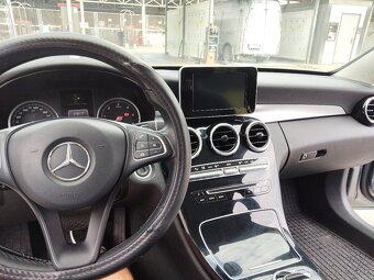 Mercedes benz c trieda 220d 4matic - 9