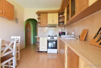 BEDES | 3 izbový byt, 72m2, 2p/7p, loggia, Okružná, Handlová - 9