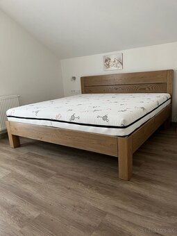 Dubová posteľ z masívu - 9