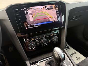 Volkswagen Passat Variant R-Line - 9