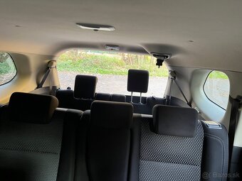 Mitsubishi Outlander - 9