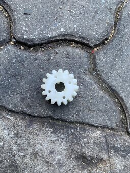 Predám držiak rezervného kolesa navijak do vw - 9