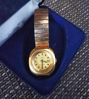Náramkové Retro hodiny - 9