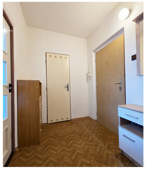 PRIESTRANNÝ 2i byt BB / KARPATSKÁ / 64 m2 / LOGGIA / VÝHĽAD - 9