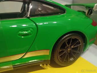 1:18 BUGATTI DIVO a PORSCHE 911 GT3, Bburago - 9
