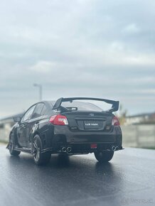 SUBARU zberatelsky model v mierke 1:18. - 9
