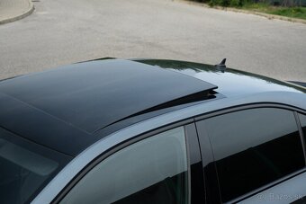 Škoda Superb III Sportline 2.0TDI /Webasto/Panorama/DCC - 9