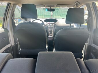 Toyota Yaris - 9