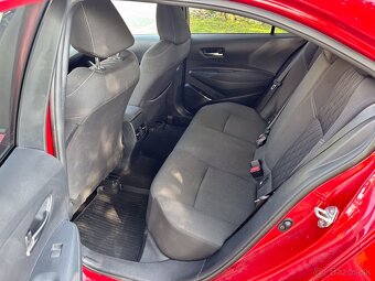 Toyota Corolla 1.5 Dynamic Force Comfort Tech Style v záruke - 9