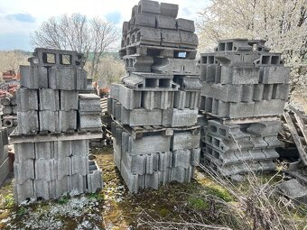 Rozny stavebny material - 9