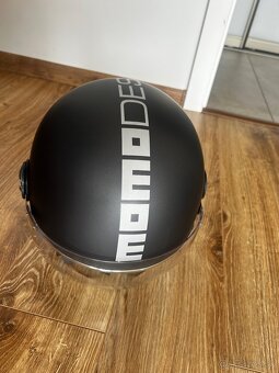 MOMO DESIGN PRILBA - 9