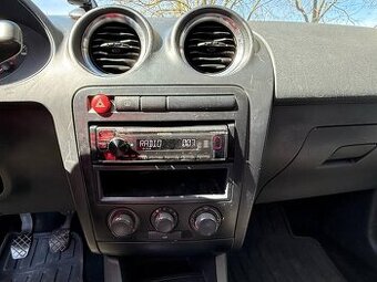 Predám osobné auto SEAT IBIZA 55kw - 9
