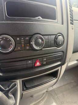 Vw Crafter2,5tdi. Po prvom majiteľovi od nova - 9
