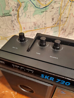 Radiomagnetofon RFT SKR720 z roku 1988 - 9