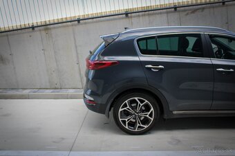 Kia Sportage 2.0 CRDi + 48V (Mild Hybrid) GT-Line A/T - 9
