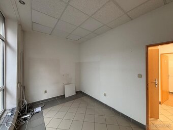 Na prenájom viacúčelové priestory v centre mesta Poprad - 9