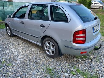 Škoda Fabiu 1.4 benzín 74Kw r.v2002 - 9