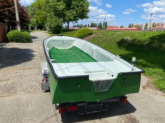 Laminátový čln Sirius 420 - 9