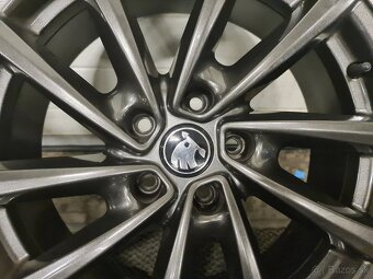 BORBET 5X112 R18 7,0J ET43 ALU DISKY - 9