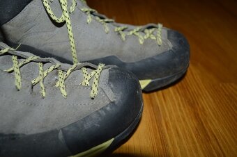 predam turisticke topanky SCARPA - 9