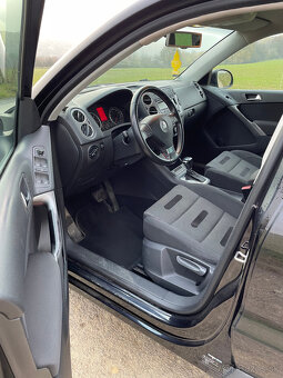 Volkswagen Tiguan 4x4 - 9