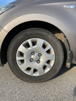 Predám Hyundai i20 1.2, vo výbornom stave - 9