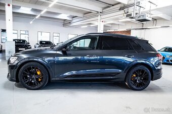 Audi E-tron - 9