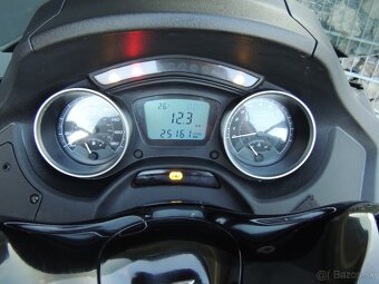 PIAGGIO MP3 500 LT 2015 ,, B" vodičák ABS ASR - 9