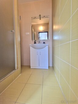 Štýlový 2-izbák s dvomi balkónmi na Juhu – Topoľčany - 9