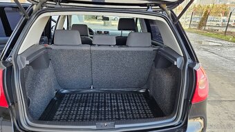 Volkswagen Golf 1.6 FSI Comfortline - 9