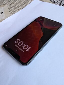 Apple iPhone 11 Pro 512GB - 9