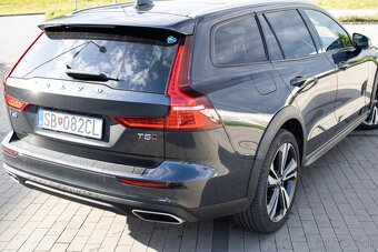 Volvo V60 Cross Country 2.0 AWD 184kW - 9