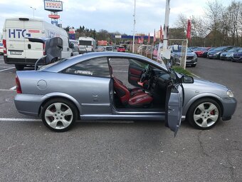 Opel Astra Coupé 1.8i 16V Bertone - 9