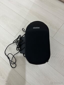 Predám kolobežku Ninebot KickScooter E2 Pro E - 9