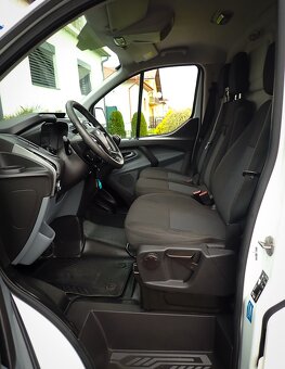 FORD TRANSIT CUSTOM 2.2 TDCi 3MIESTNE 92kW 12/2015 L1H1 - 9