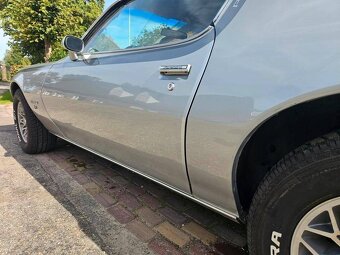 Pontiac Firebird V8 z roku 1980 - 9