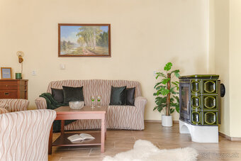 Príjemný dvojgeneračný rodinný dom | 1794 m² | Šemša - 9